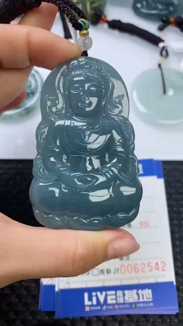 【闪购商品】翡翠颈饰未镶嵌111111111111111111