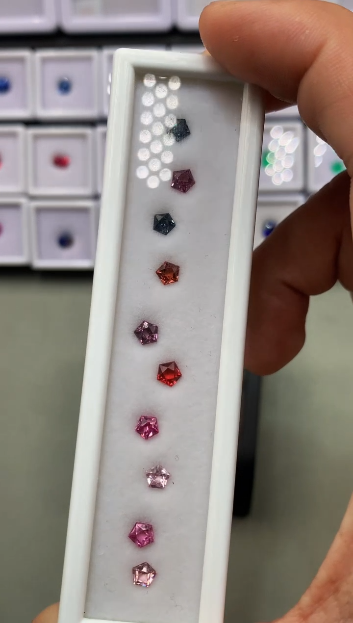 【闪购商品】定制尖晶石裸石未镶嵌五角 一盒10/P 3.42ct