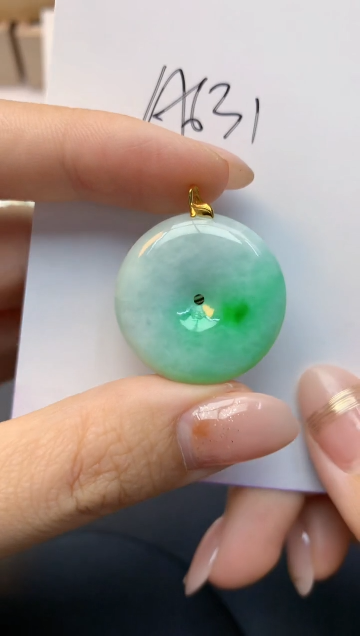 颈饰18K金镶嵌翡翠天然A货缅甸翡翠百元以上9元证书费自理