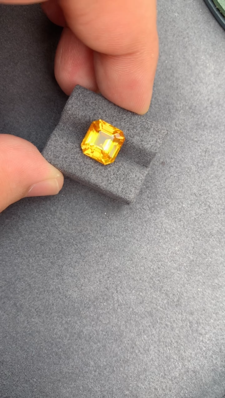 【闪购商品】彩色蓝宝石裸石未镶嵌7ct黄蓝宝