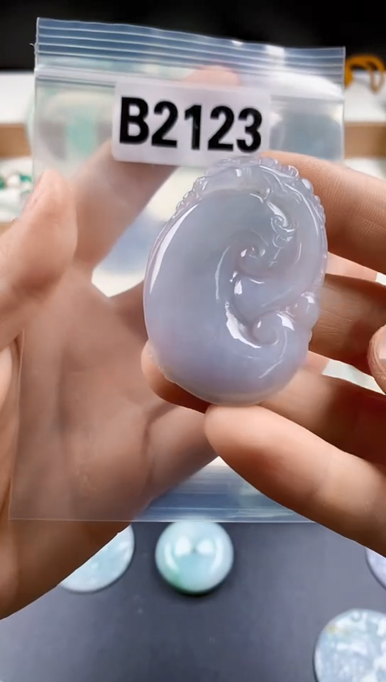 颈饰未镶嵌翡翠天然翡翠吊坠挂件