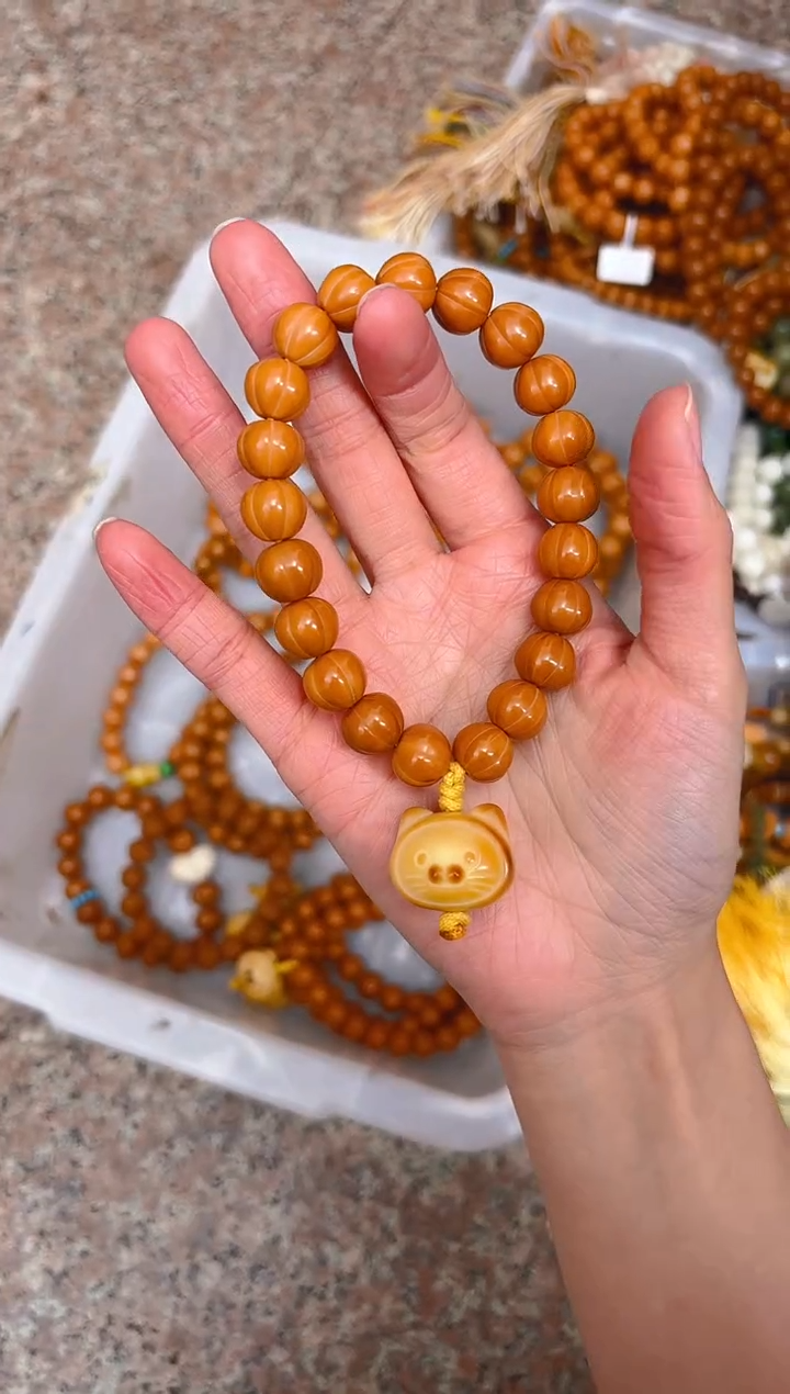 吊坠猴头核桃猴头南瓜手持 叮当猫吊坠