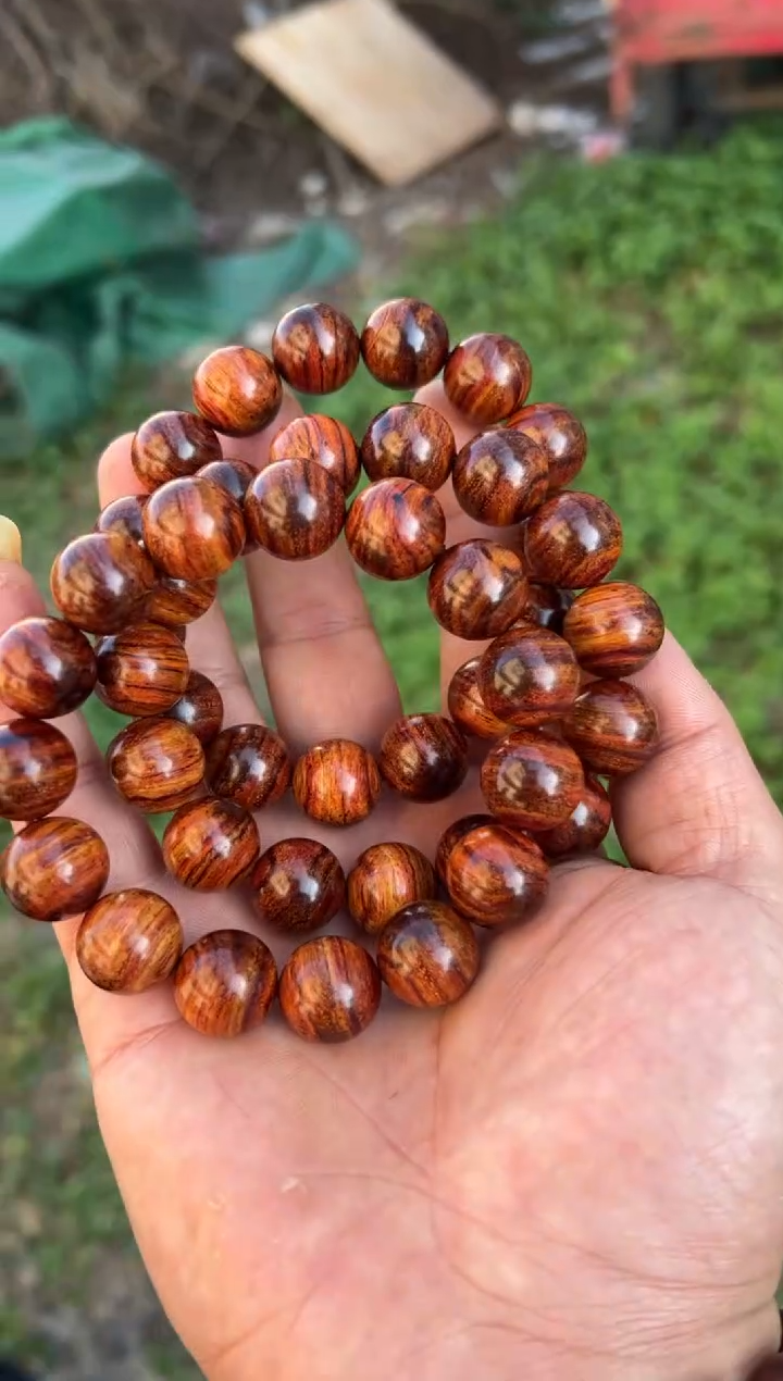 黄花梨/降香黄檀A032多彩料1.5圆珠手串77多样性发一