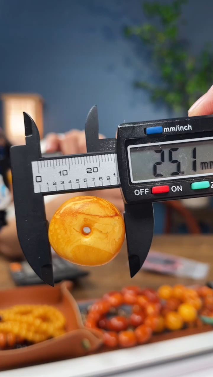 【闪购商品】蜜蜡珠宝奇石未镶嵌假一赔四