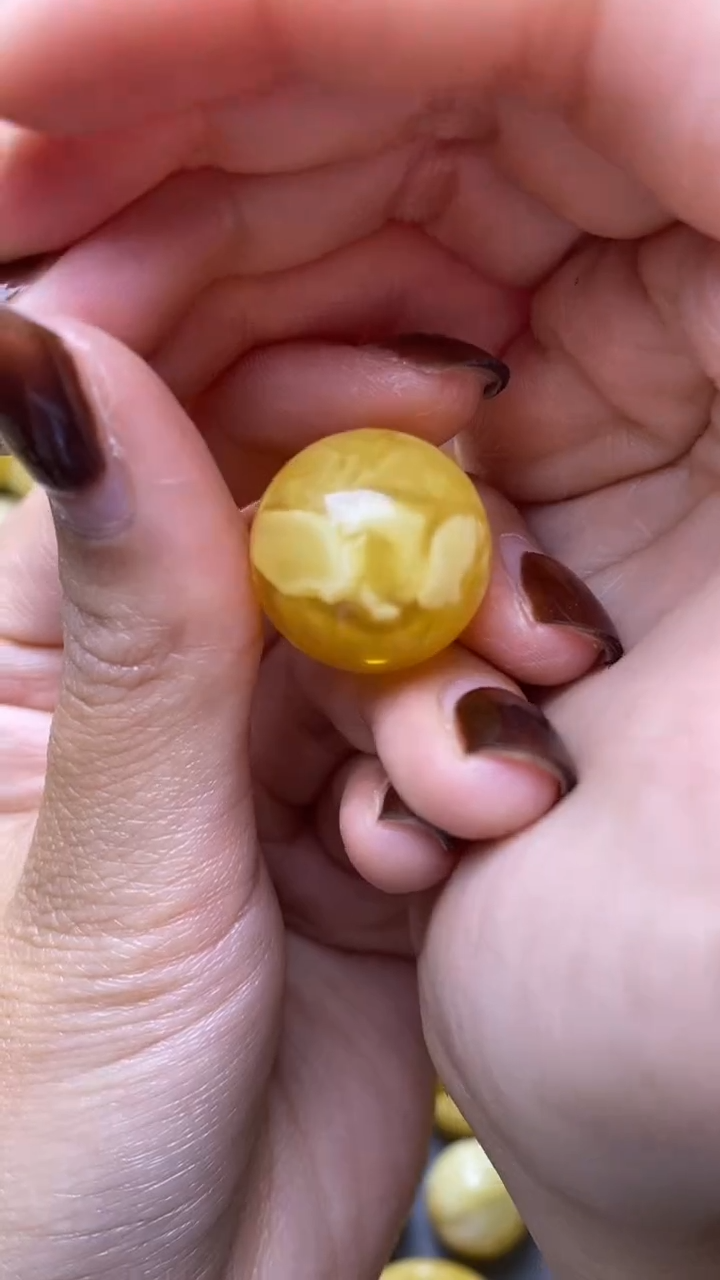 【闪购商品】琥珀裸石未镶嵌蜜蜡.39