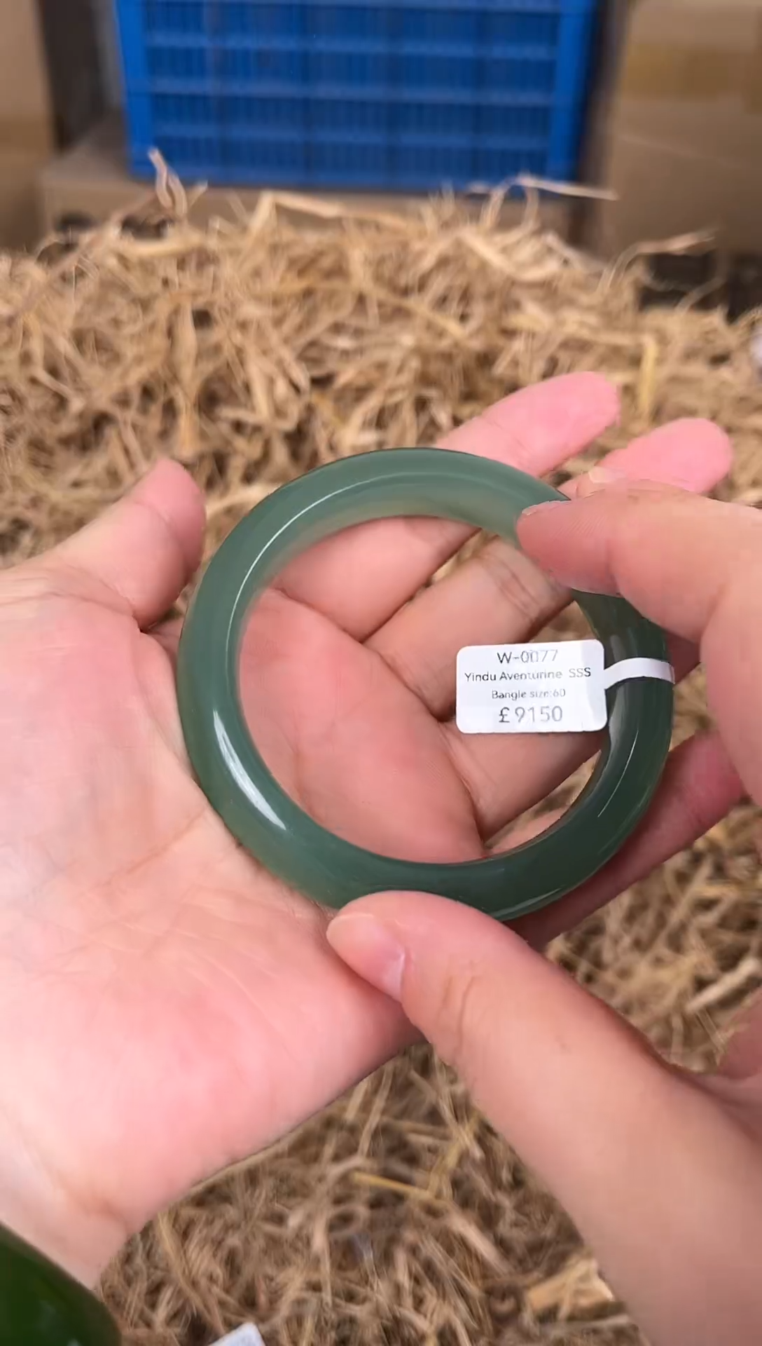 未镶嵌手镯石英质玉编码W0077