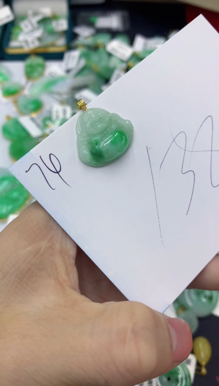 【闪购商品】翡翠颈饰18K金镶嵌1111111111