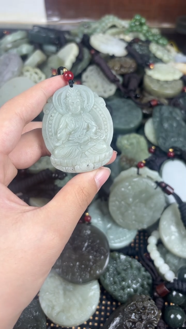 【闪购商品】和田玉颈饰未镶嵌1