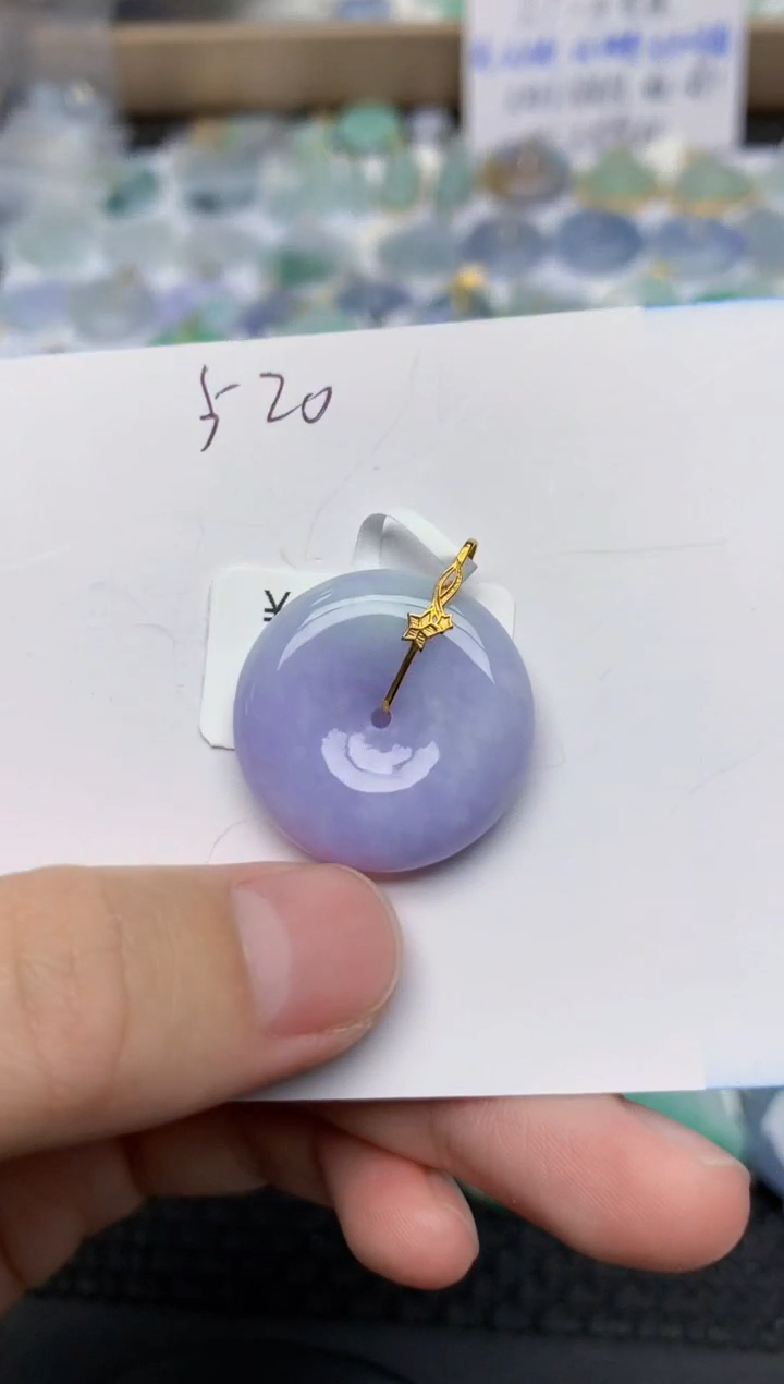 翡翠18K金镶嵌颈饰天然缅甸A货翡翠