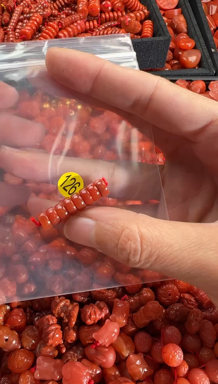 【闪购商品】南红玛瑙颈饰未镶嵌1