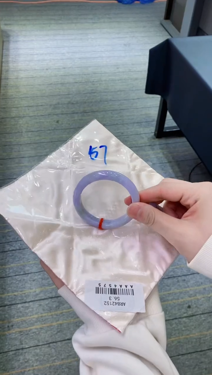 【闪购商品】翡翠手镯未镶嵌            