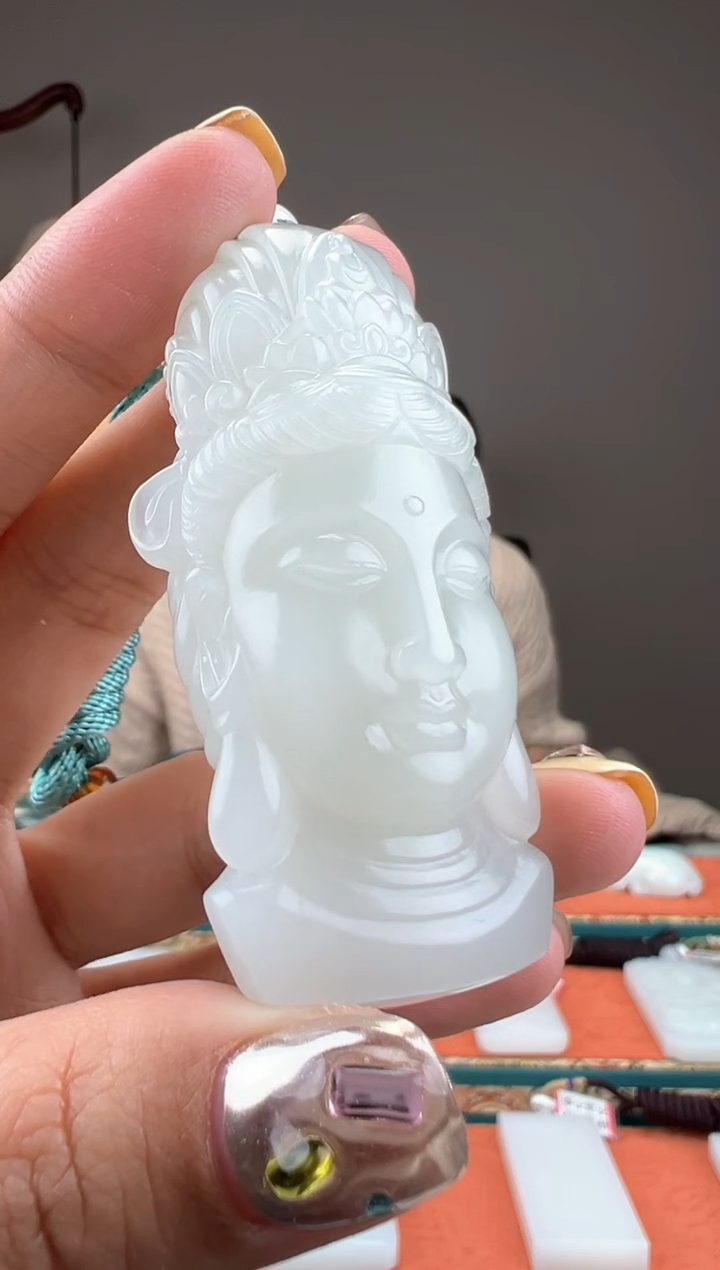【闪购商品】和田玉颈饰未镶嵌1