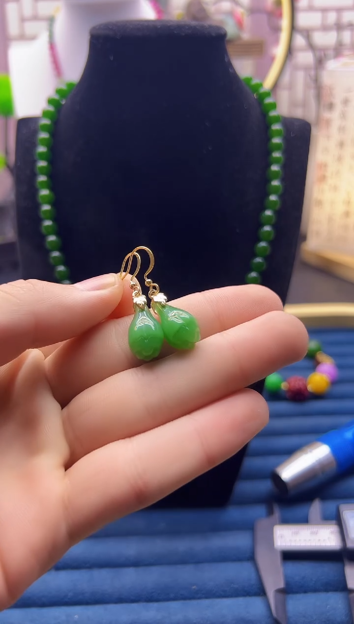 【闪购商品】和田玉耳饰14K金镶嵌E93