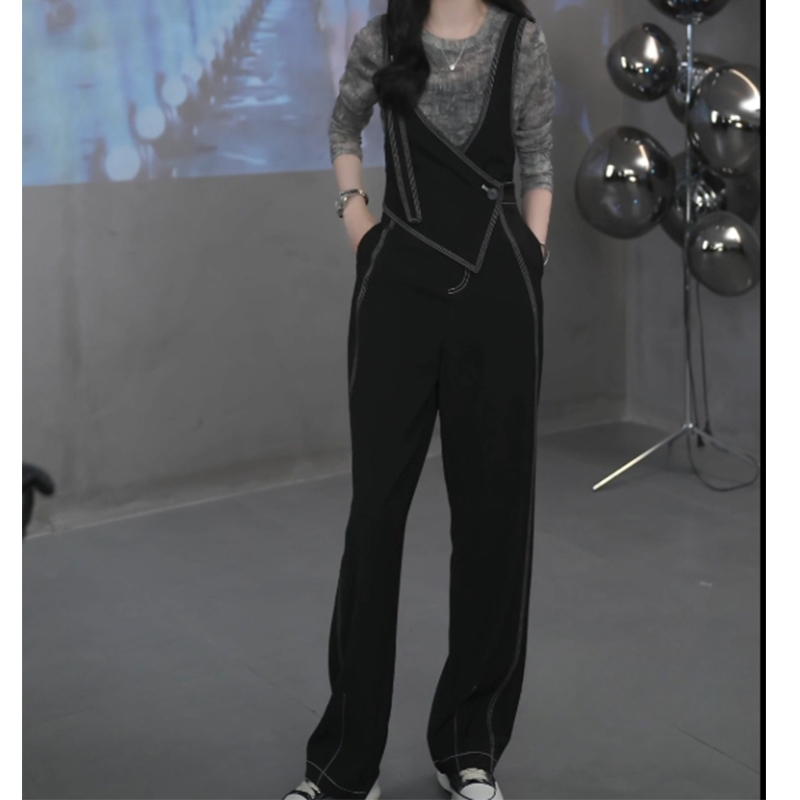 4高级感背带裤女春装2025新款设计感收腰显瘦高腰阔腿连体裤