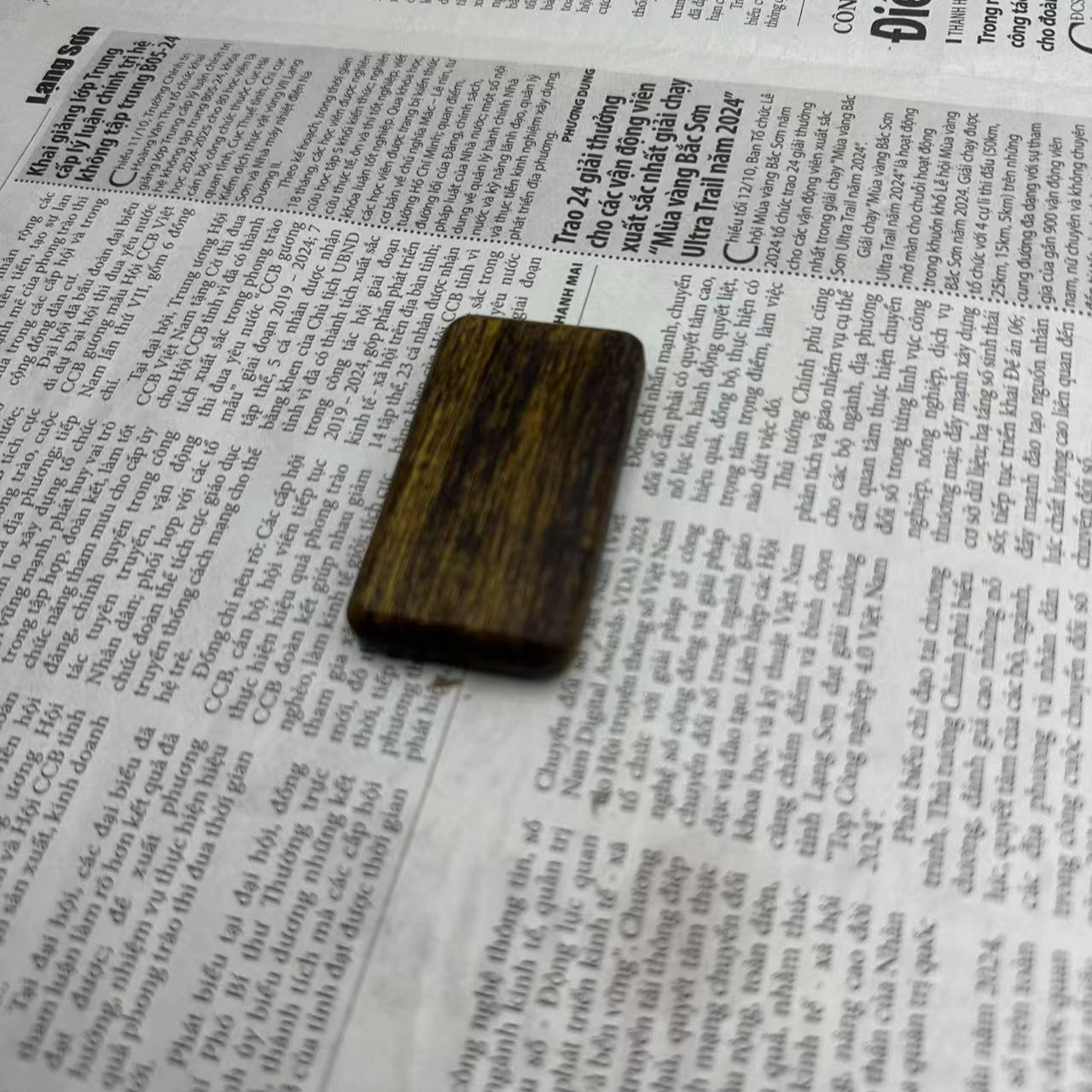 DXYN127   万安东峒红油格吊坠  （多样性发货）