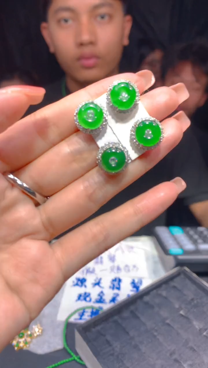 【闪购商品】定制翡翠未镶嵌84多样性发货（发其一）