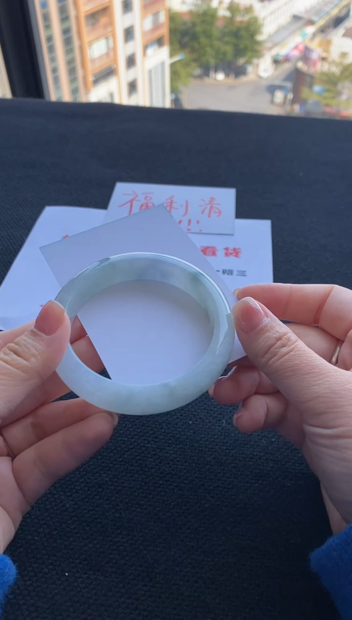 【闪购商品】翡翠手镯未镶嵌买断价XW23016760