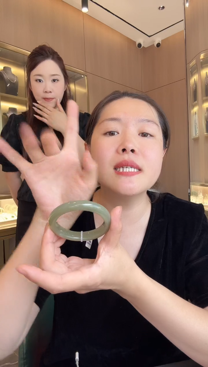 和田玉手镯未镶嵌温婉镯56