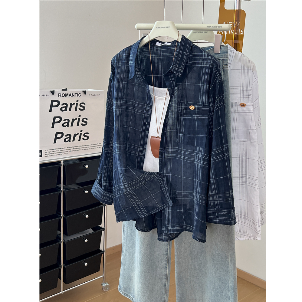 韩版时尚格子长袖衬衫女宽松显瘦百搭休闲开衫上衣秋季白色格纹