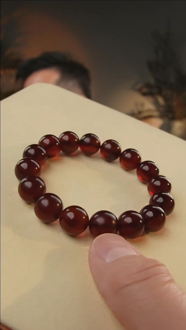 【闪购商品】琥珀颈饰未镶嵌13+血珀手串