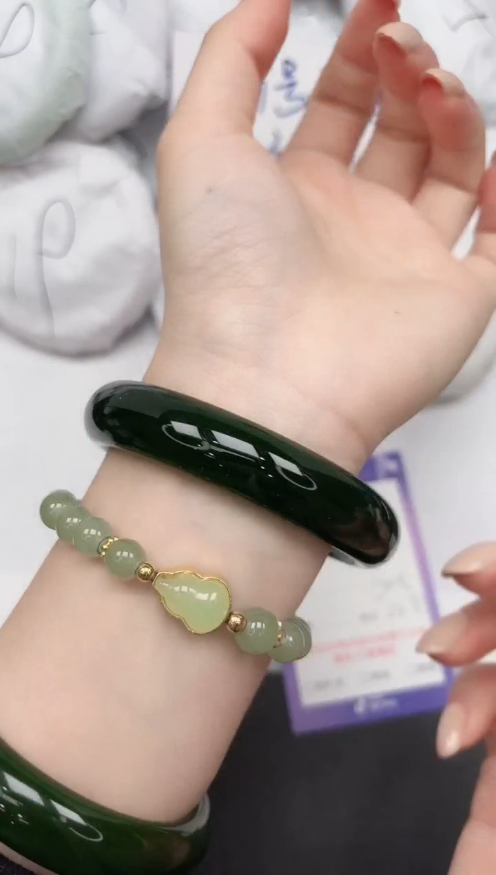 未镶嵌手镯石英质玉233/6263