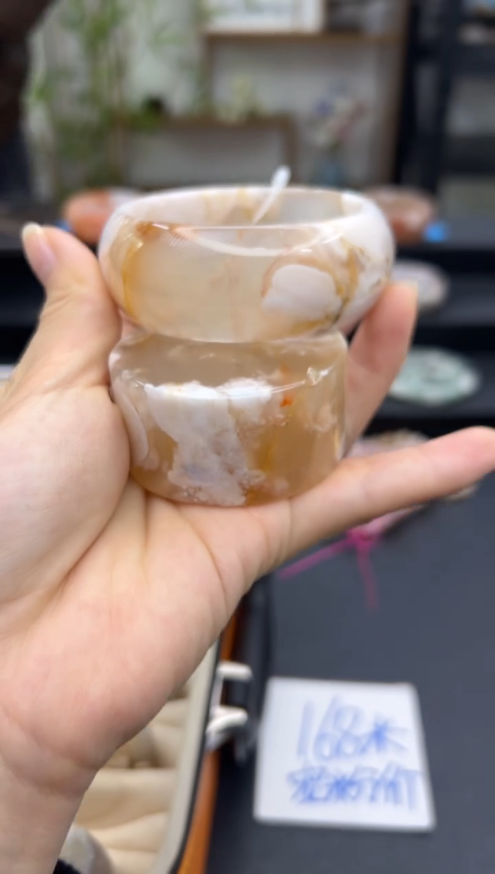 【闪购商品】石英质玉手镯未镶嵌C6(56圈赠送镯心)