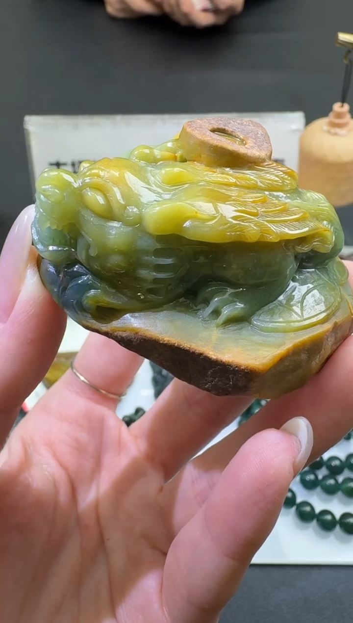 【闪购商品】翡翠挂件未镶嵌00062567