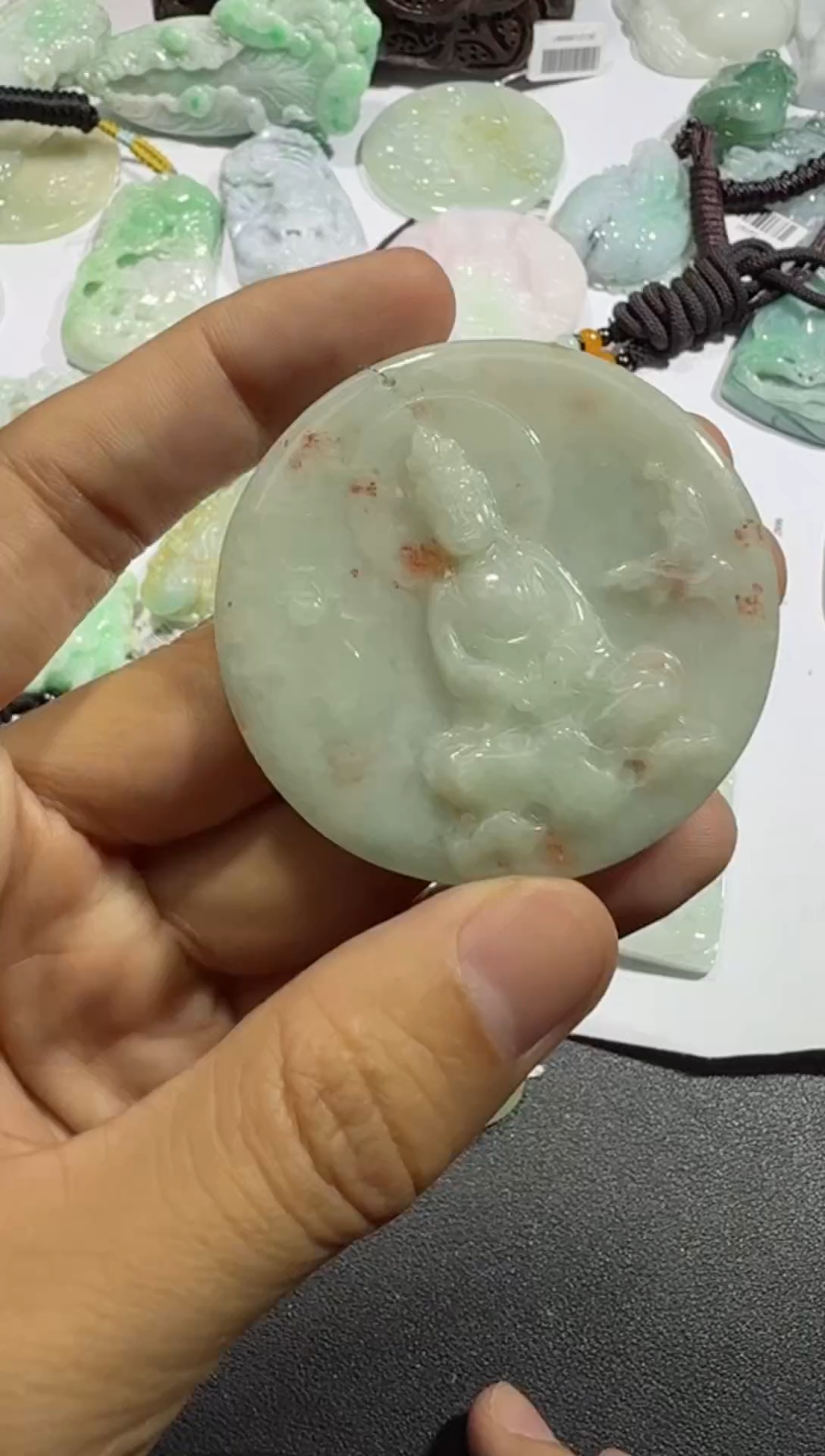 【闪购商品】翡翠颈饰未镶嵌00009537