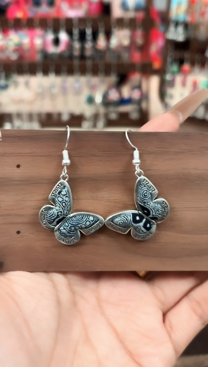 织绣非遗艺枝独秀老绣饰品353