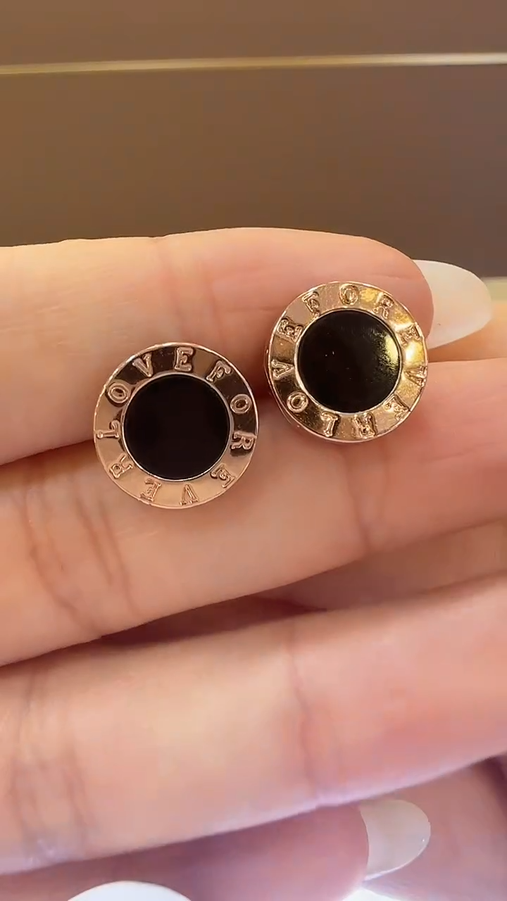 18K金镶嵌耳钉玛瑙/玉髓耳钉