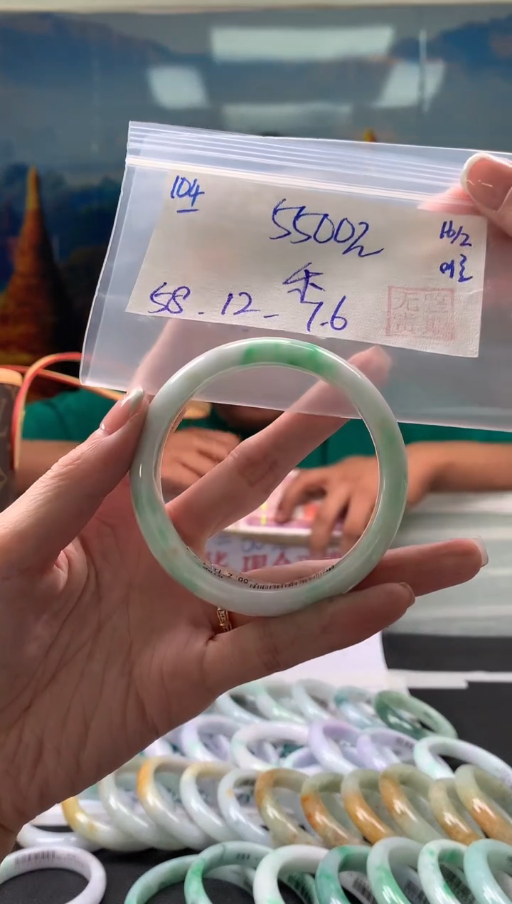 【闪购商品】翡翠手镯未镶嵌翡翠手镯 下单联系小耳机#104