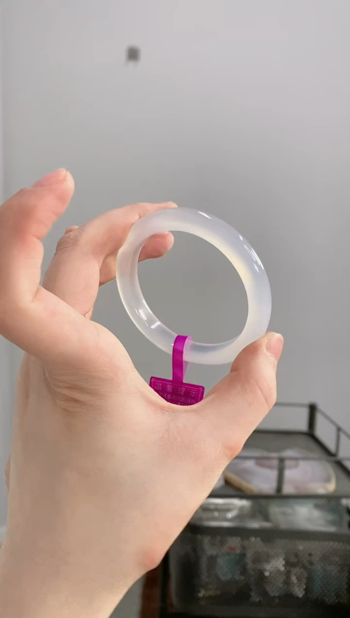 【闪购商品】玛瑙/玉髓手镯未镶嵌52圈