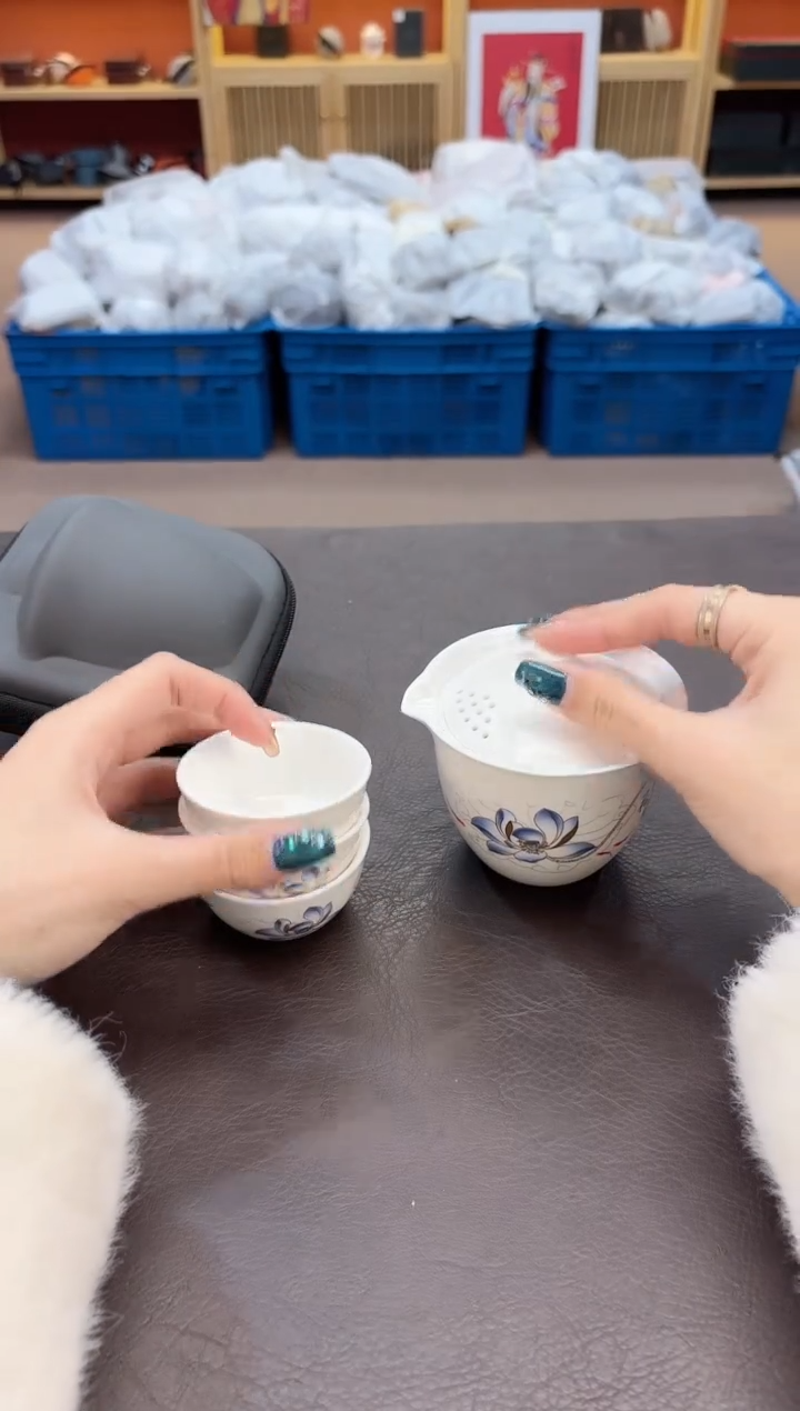 【闪购商品】摆件瓷SC1111111111111