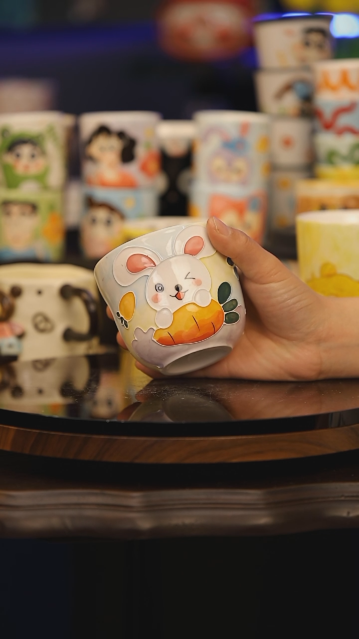 【闪购商品】摆件景德镇釉下彩绘设计师款式陶瓷