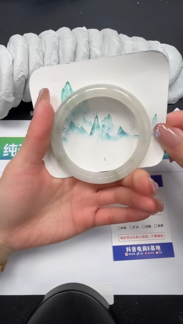 【闪购商品】石英质玉手镯未镶嵌348-59