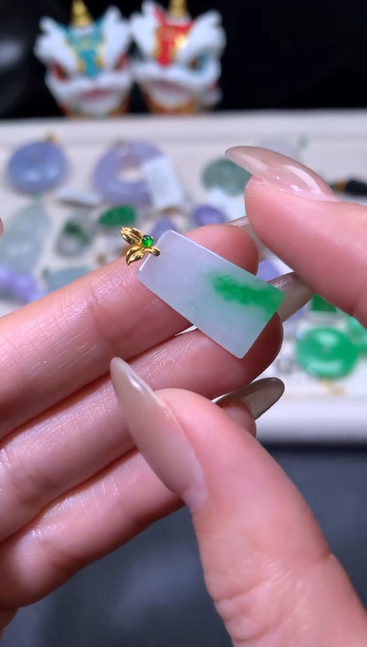 吊坠(不含链)18K金镶嵌翡翠翡翠