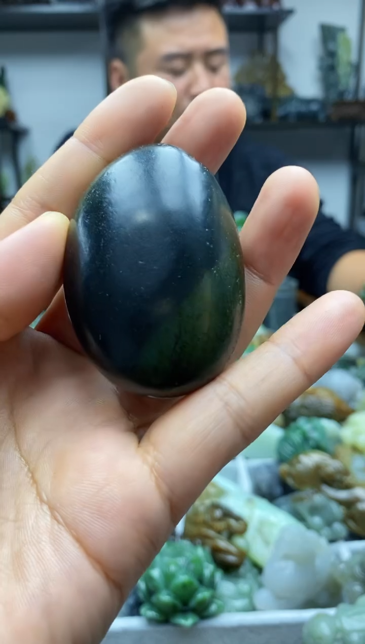 未镶嵌和田玉把件1