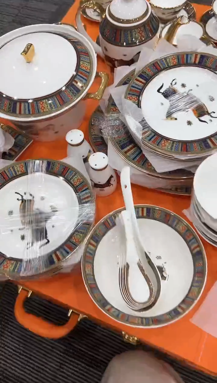 【闪购商品】杯000------------