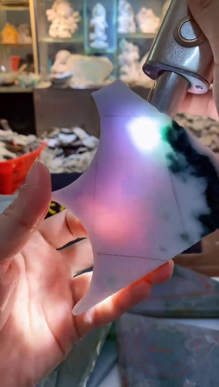 翡翠裸石0朗0翡翠珠宝587