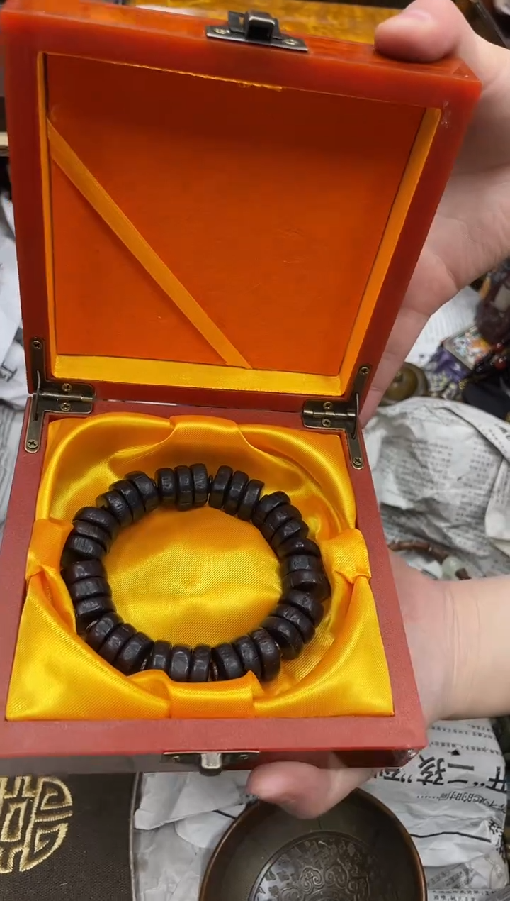 【闪购商品】大叶紫檀（黑酸枝木类） 