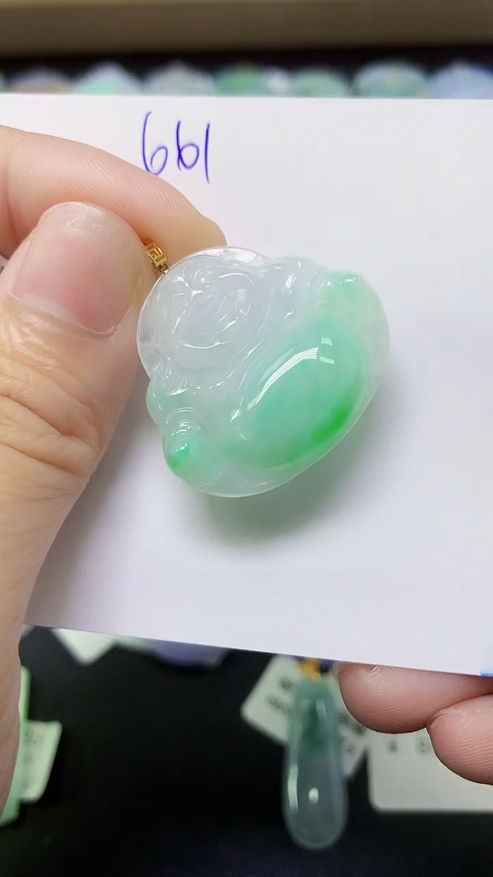 翡翠18K金镶嵌颈饰天然自然緬甸A貨翡翠