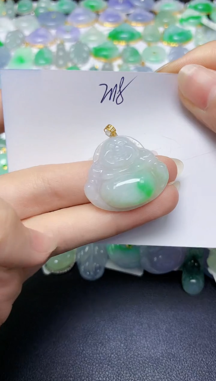 翡翠18K金镶嵌颈饰天然缅甸翡翠A货