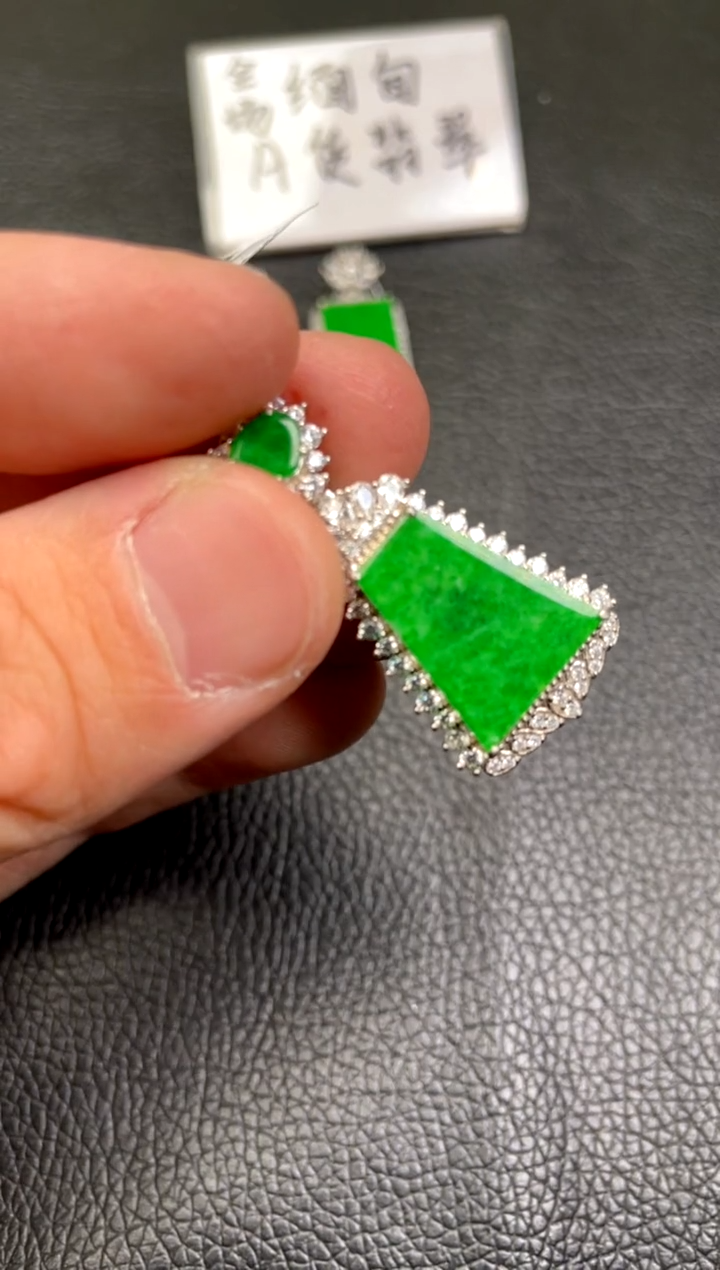 【闪购商品】翡翠吊坠(不含链)银S925镶嵌吊坠