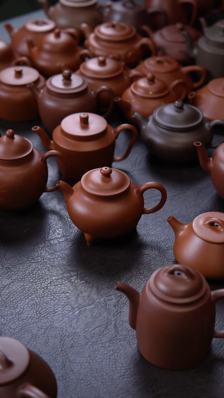 【闪购商品】紫砂茶壶福利 160C 朱泥 金禄