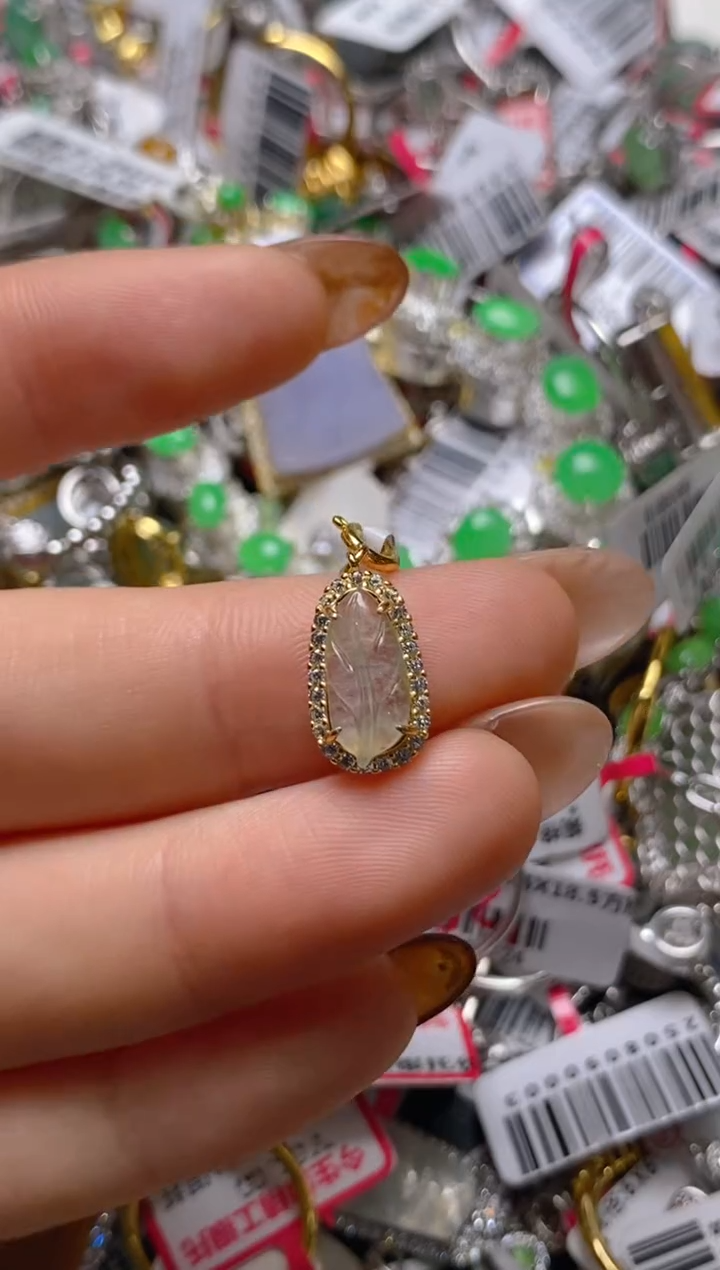 银S925镶嵌戒指翡翠百内无证书