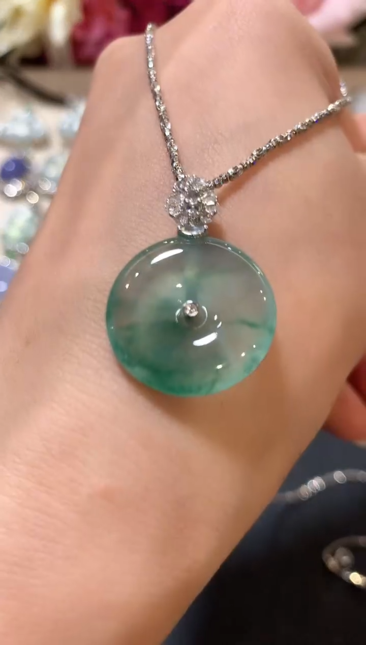 吊坠(不含链)18K金镶嵌翡翠z68 