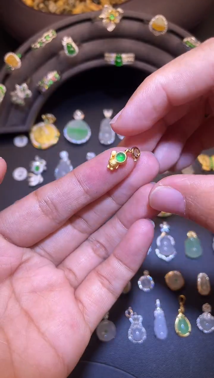 吊坠(不含链)银S925镶嵌翡翠1