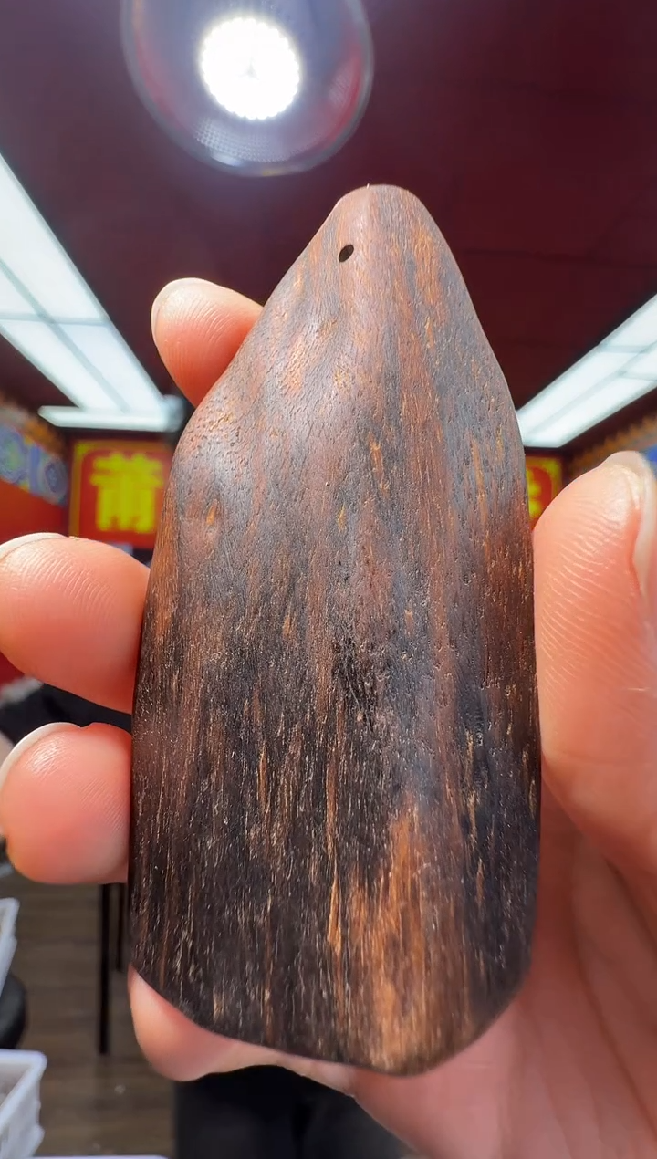 沉香吊坠f74富国岛多样性发一