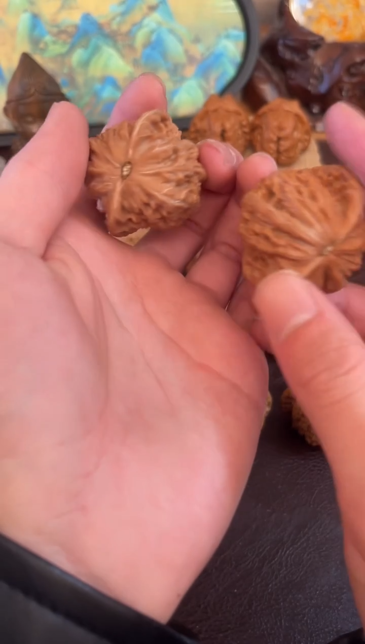 把件文玩核桃38打底蝴蝶磨