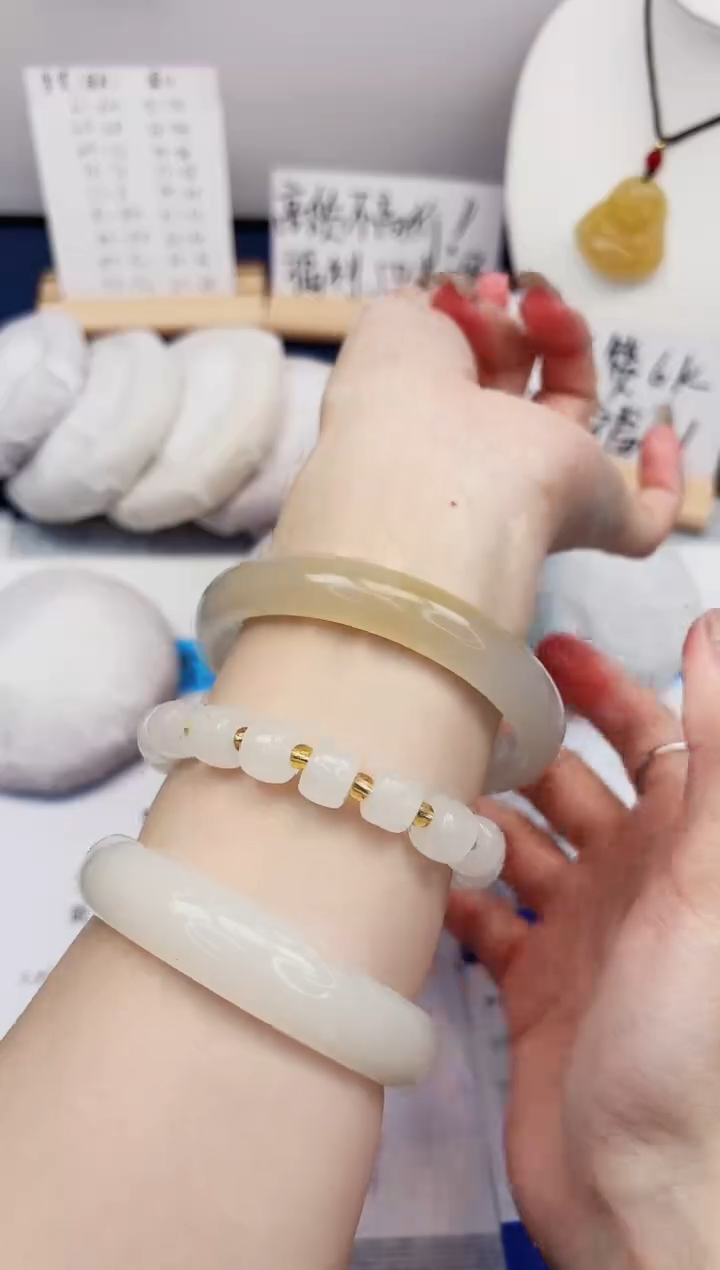 【闪购商品】石英质玉手镯未镶嵌20-财气镯-圈口61